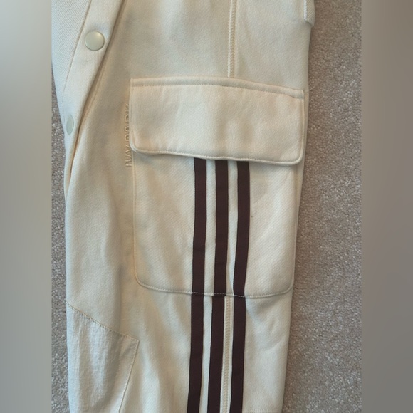 Adidas x Ivy Park - Drop 1 | Cargo Sweatpants, Ecru Tint/Maroon (RARE) - Picture 9 of 16